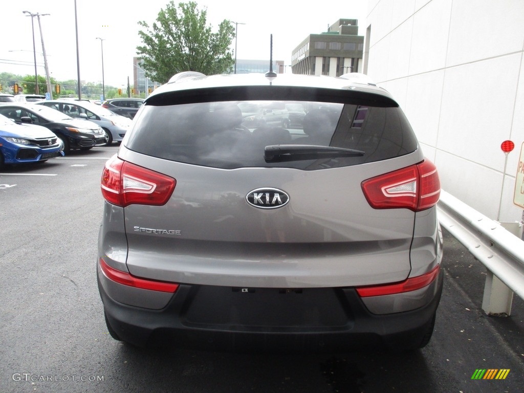 2012 Sportage LX AWD - Mineral Silver / Black photo #4