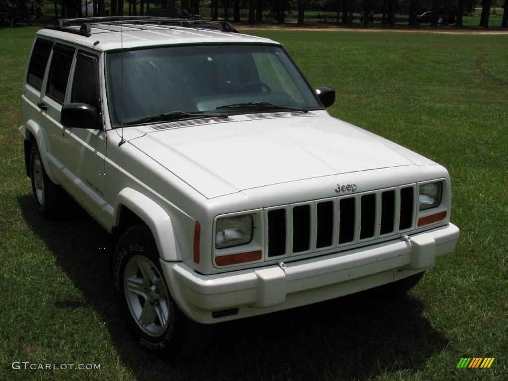 2001 Cherokee Classic 4x4 - Stone White / Agate photo #3