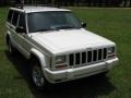 Stone White - Cherokee Classic 4x4 Photo No. 3