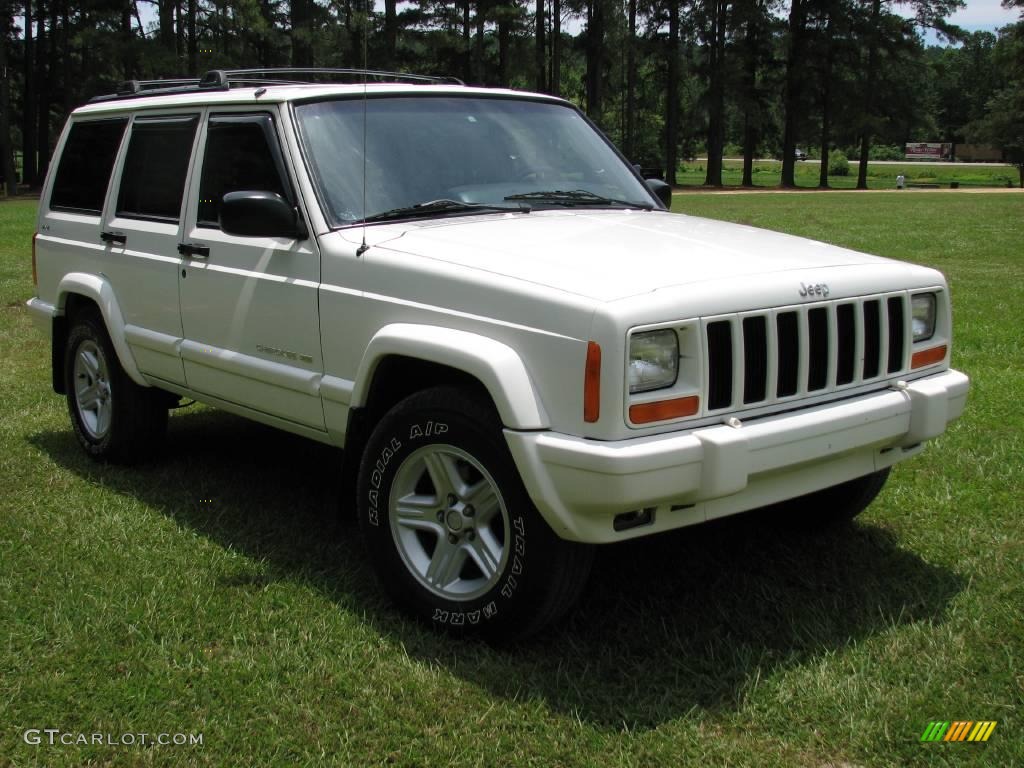 2001 Cherokee Classic 4x4 - Stone White / Agate photo #4