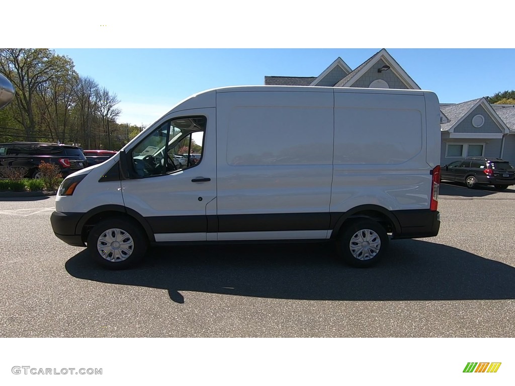 2019 Transit Van 150 MR Regular - Oxford White / Pewter photo #4