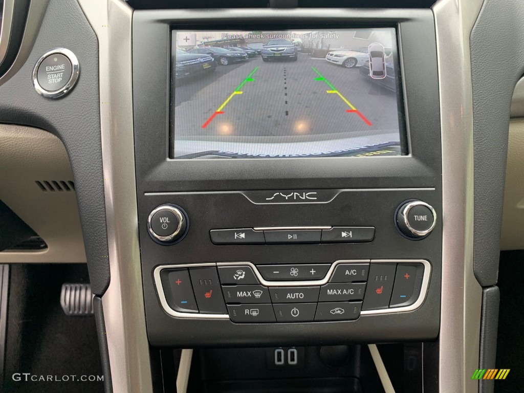 2019 Ford Fusion SEL Controls Photo #133333796