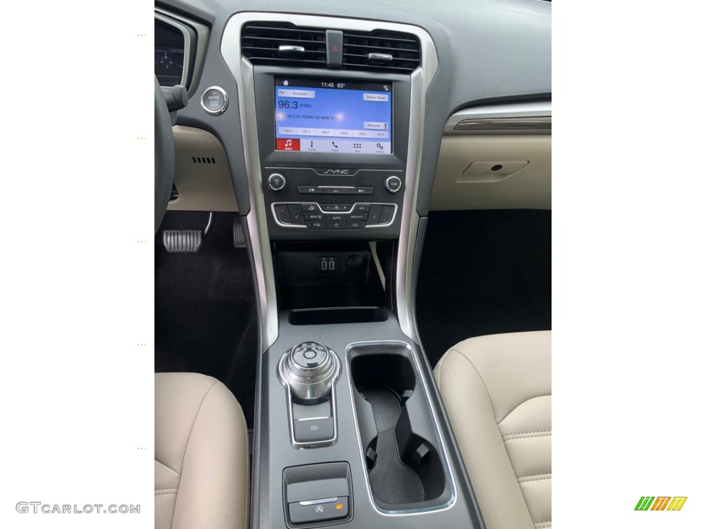 2019 Fusion SEL - White Gold / Medium Light Stone photo #19