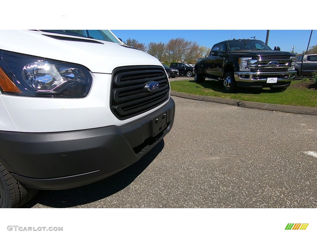 2019 Transit Van 150 MR Regular - Oxford White / Pewter photo #25