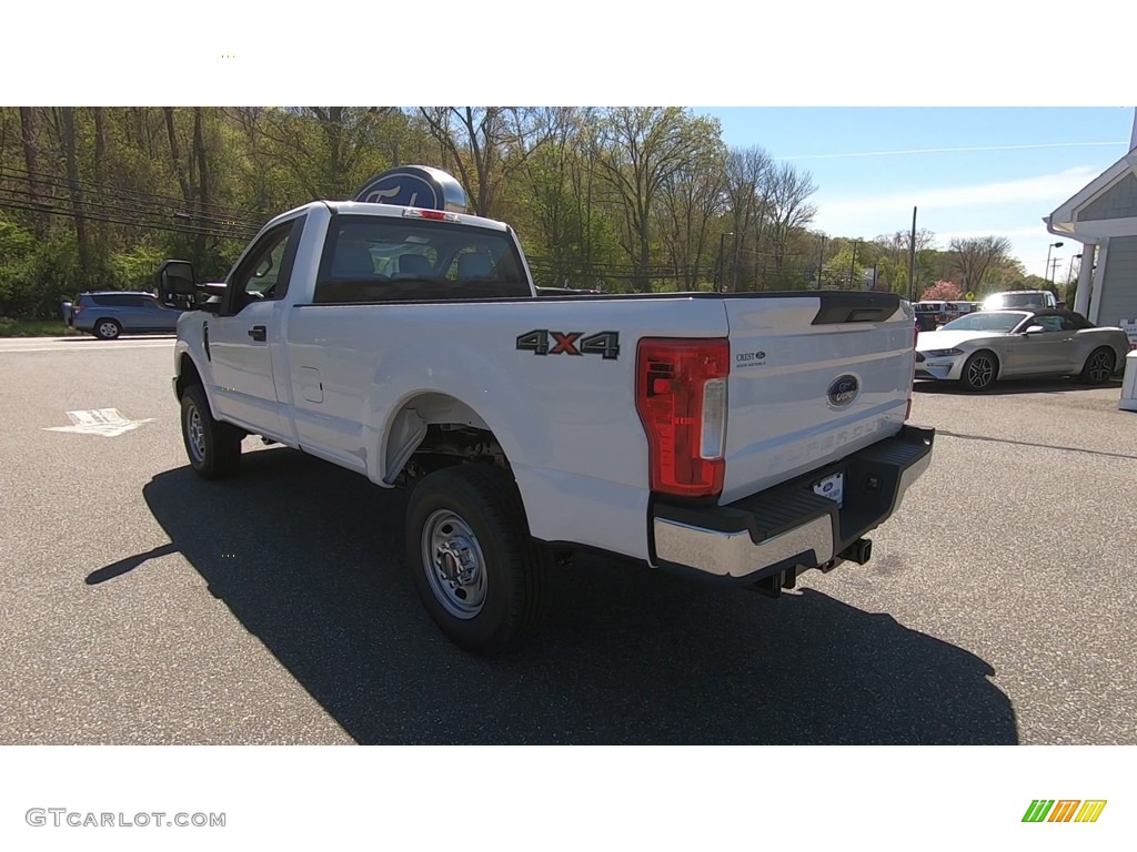 2019 F350 Super Duty XL Regular Cab 4x4 - Oxford White / Earth Gray photo #5