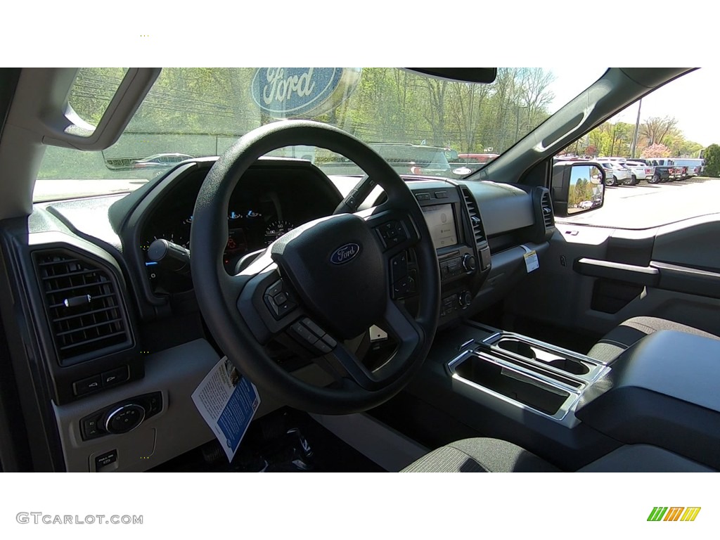 2019 F150 XL SuperCrew 4x4 - Agate Black / Earth Gray photo #10