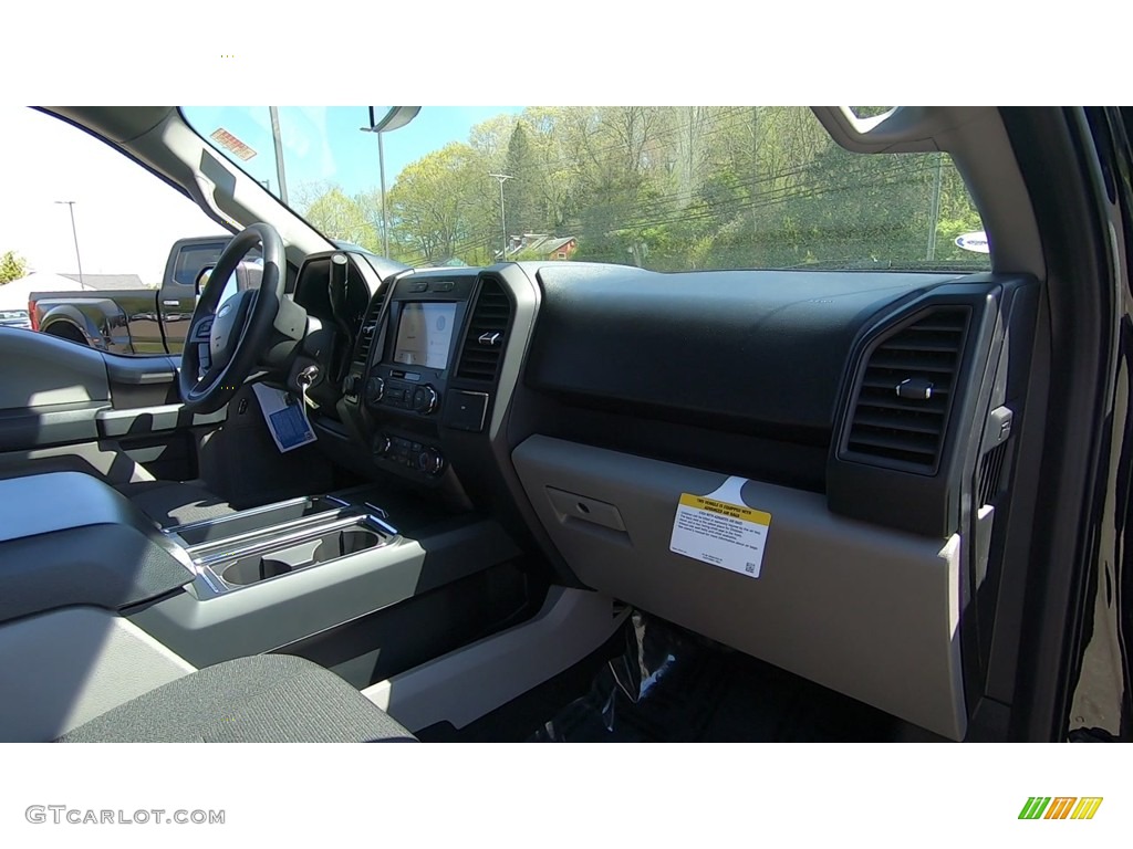 2019 F150 XL SuperCrew 4x4 - Agate Black / Earth Gray photo #24