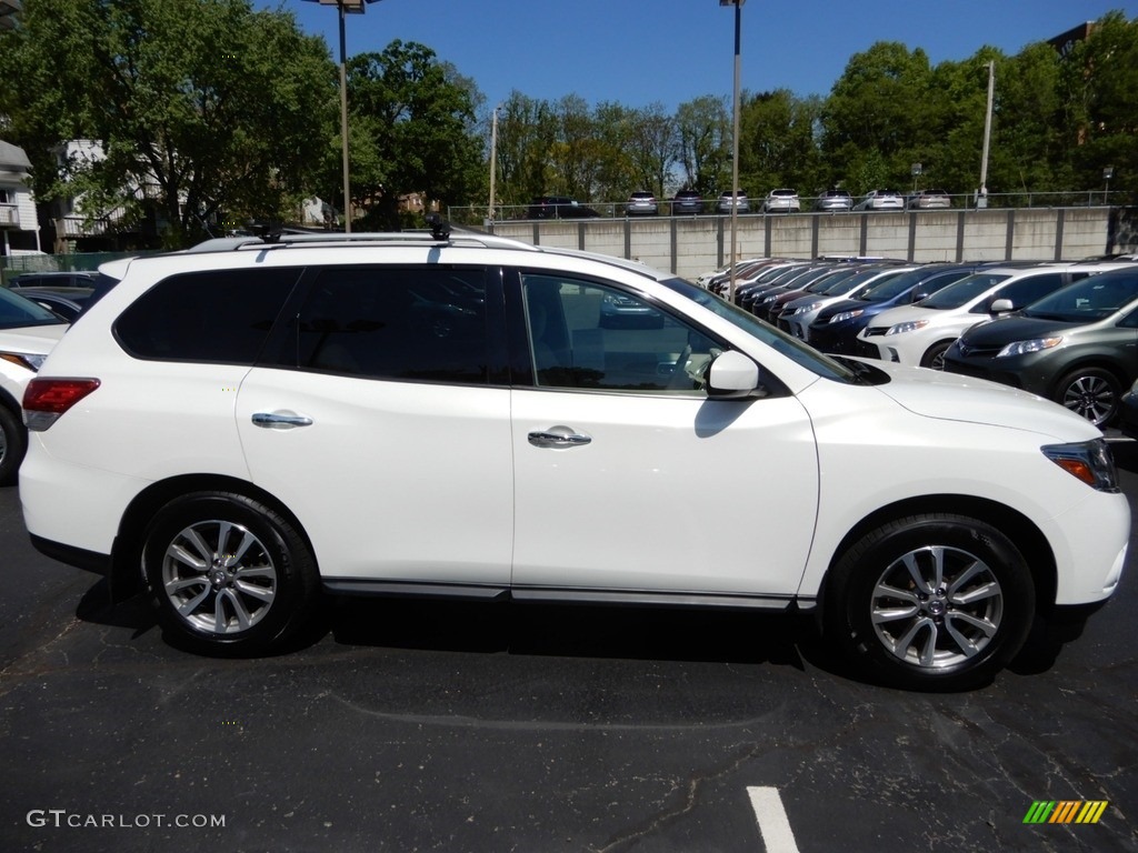 2013 Pathfinder SV 4x4 - Moonlight White / Almond photo #2