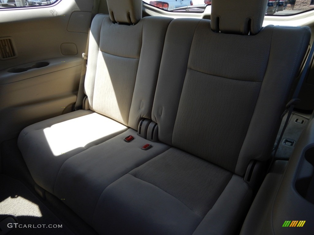 2013 Pathfinder SV 4x4 - Moonlight White / Almond photo #20