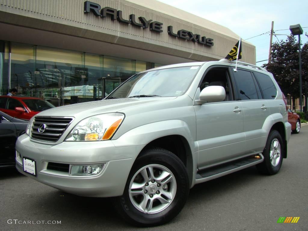 Silver Pine Metallic Lexus GX