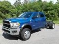 Blue Streak Pearl - 4500 SLT Crew Cab 4x4 Chassis Photo No. 2
