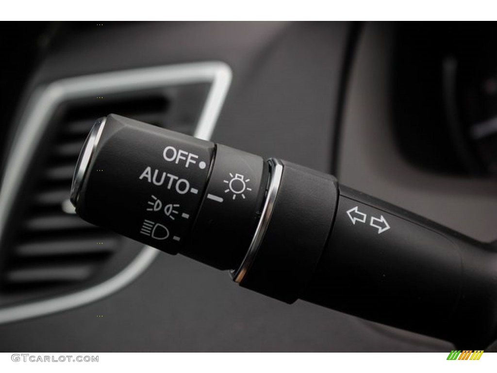 2020 Acura TLX Sedan Controls Photo #133349586