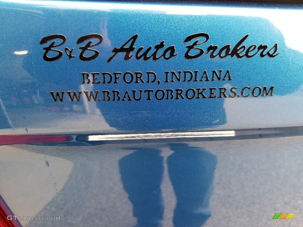 2011 Escape XLT V6 - Blue Flame Metallic / Charcoal Black photo #26