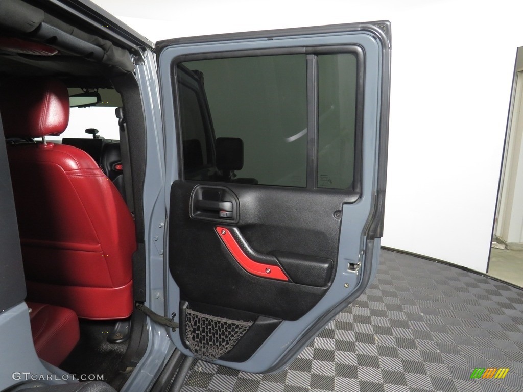 2013 Wrangler Unlimited Rubicon 4x4 - Anvil / Rubicon 10th Anniversary Edition Red/Black photo #25