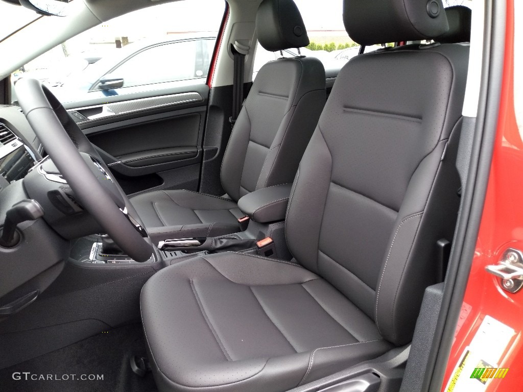 Titan Black Interior 2019 Volkswagen Golf Alltrack SE 4Motion Photo #133358696