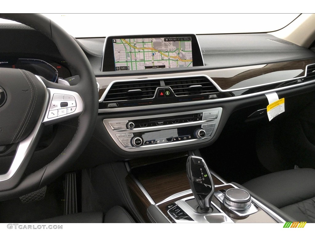 2020 7 Series 745e xDrive iPerformance Sedan - Black Sapphire Metallic / Black photo #5