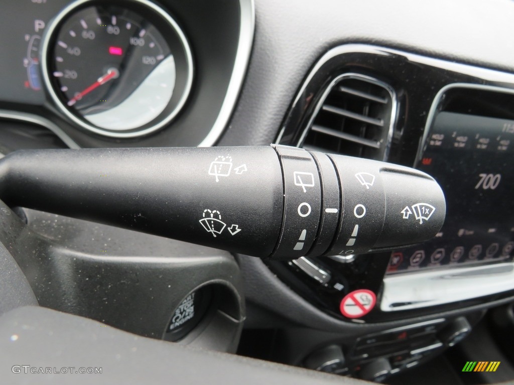 2019 Jeep Compass Limited 4x4 Controls Photo #133360559