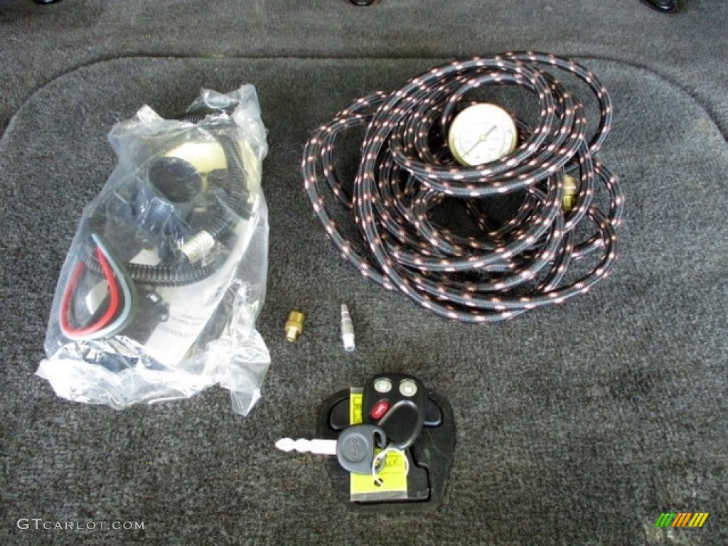 2007 TrailBlazer SS - Black / Ebony photo #64