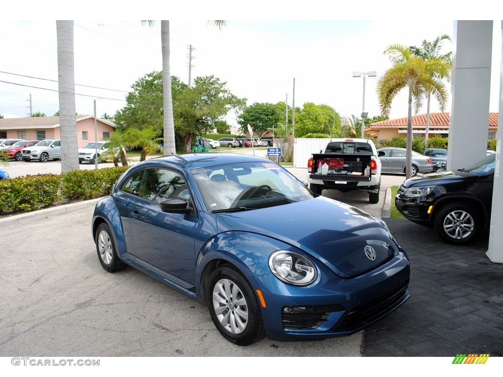 2017 Beetle 1.8T S Coupe - Silk Blue Metallic / Titan Black photo #1