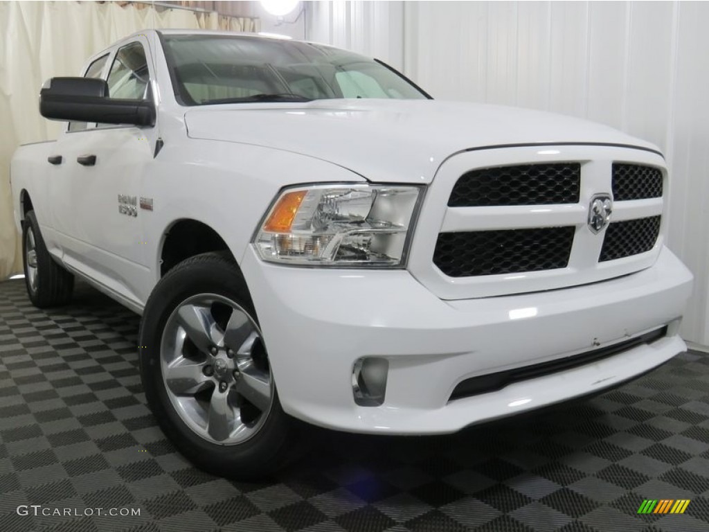 2015 1500 Express Quad Cab 4x4 - Bright White / Black/Diesel Gray photo #1