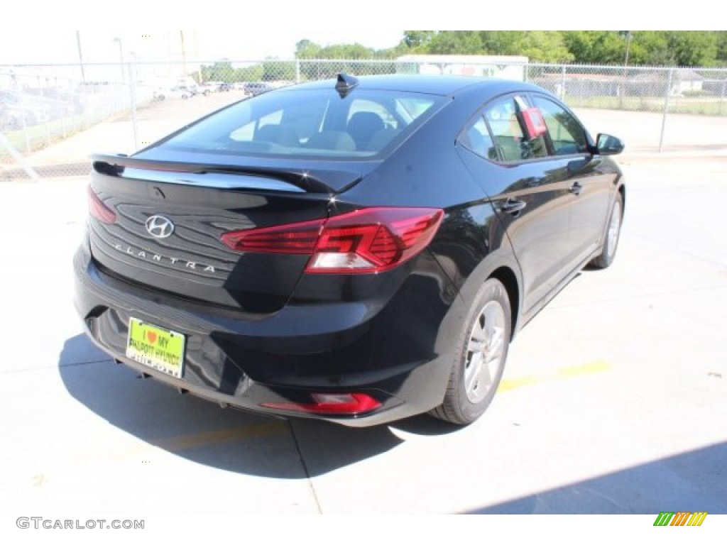 2019 Elantra SEL - Phantom Black / Black photo #8