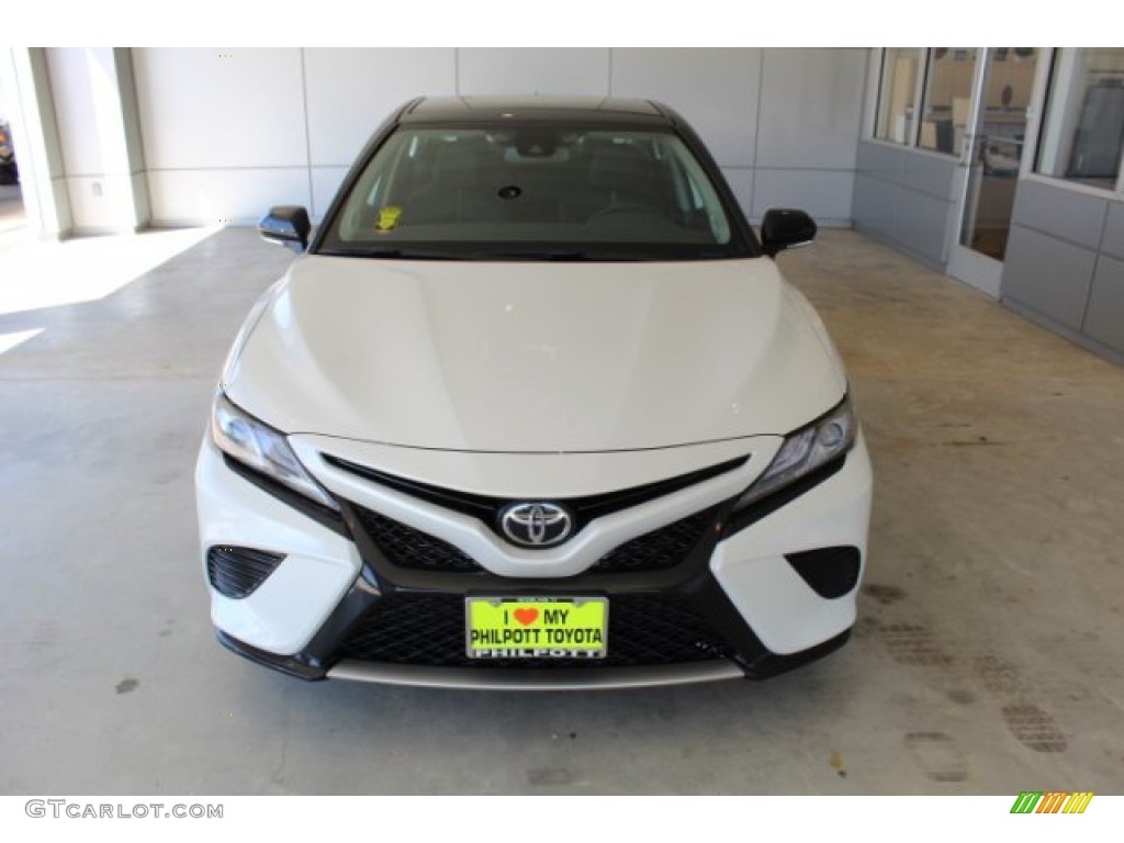 2019 Camry XSE - Midnight Black Metallic / Black photo #3