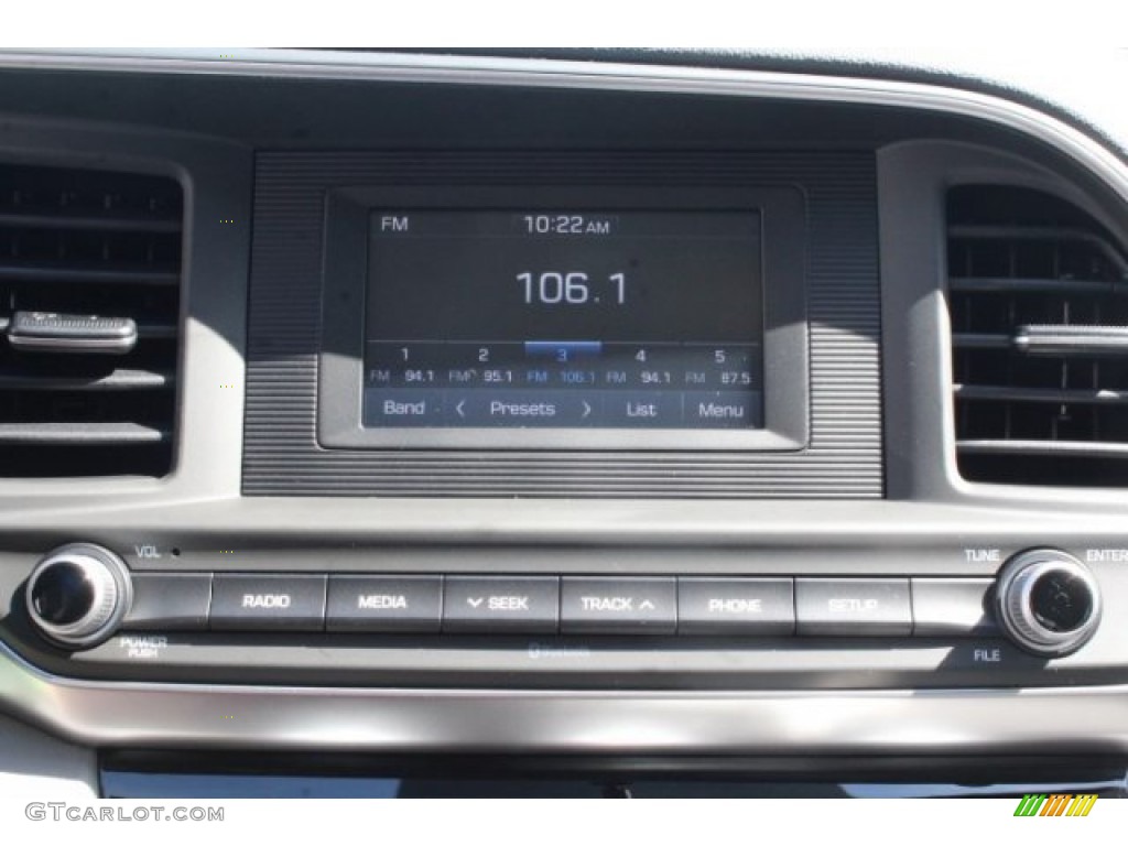 2019 Elantra SE - Symphony Silver / Gray photo #11