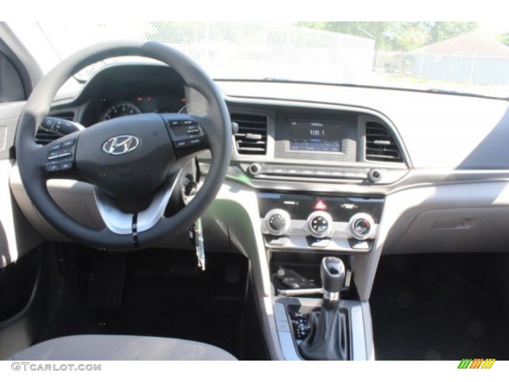 2019 Elantra SE - Symphony Silver / Gray photo #18
