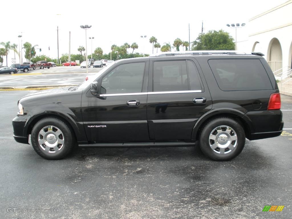 2006 Navigator Ultimate - Black / Charcoal Black photo #2