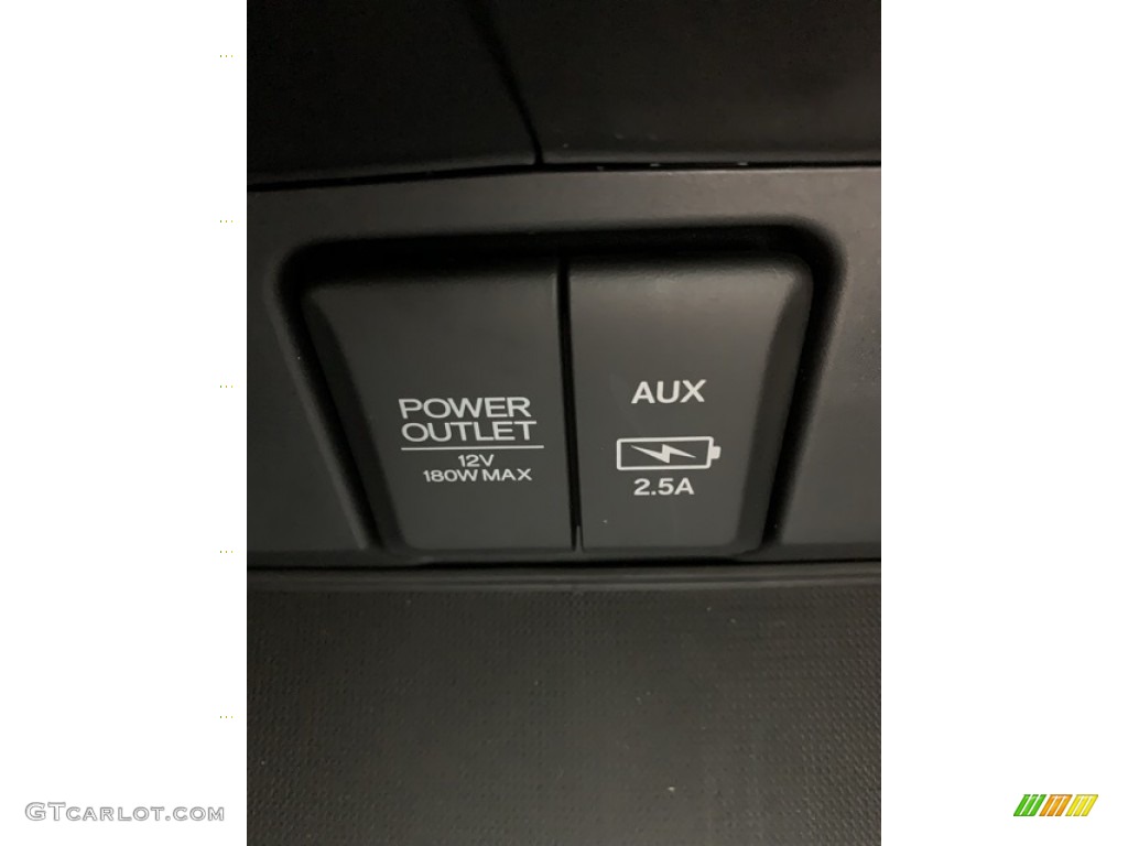 2019 Pilot LX AWD - Crystal Black Pearl / Gray photo #40