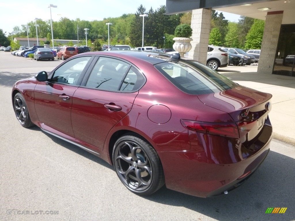 2019 Giulia Ti Sport AWD - Monza Red Metallic / Black photo #5