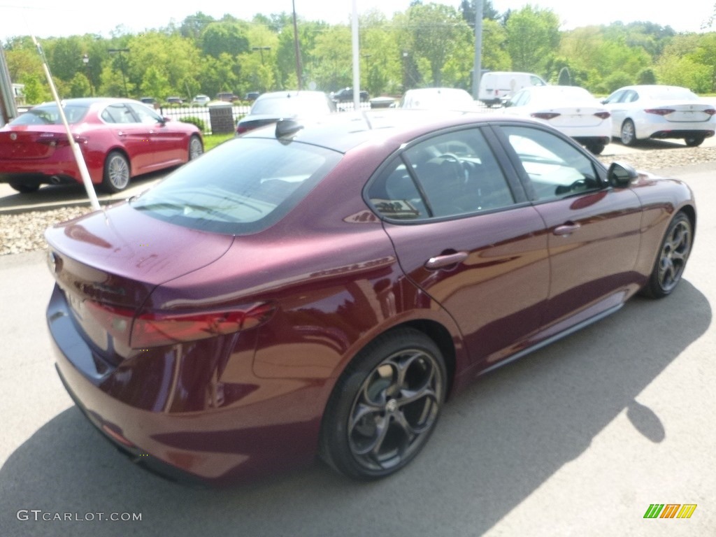 2019 Giulia Ti Sport AWD - Monza Red Metallic / Black photo #8