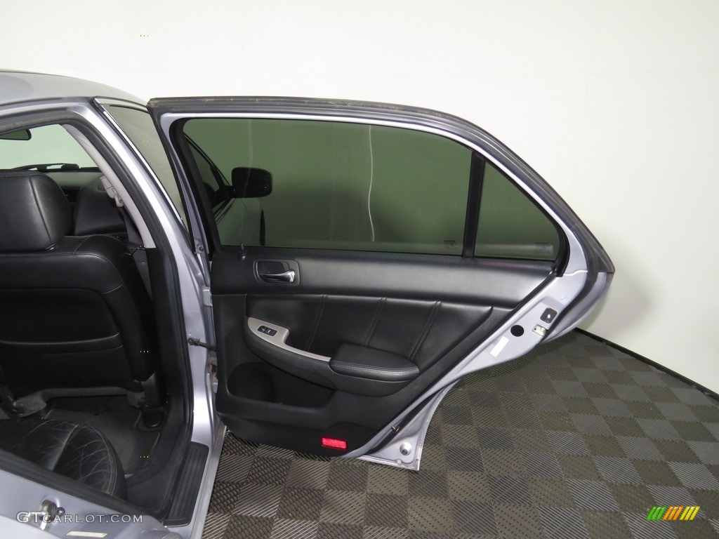 2005 Accord EX-L V6 Sedan - Nighthawk Black Pearl / Black photo #25