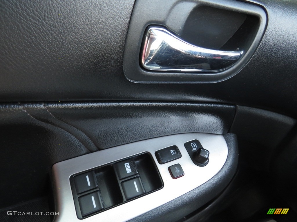 2005 Accord EX-L V6 Sedan - Nighthawk Black Pearl / Black photo #32
