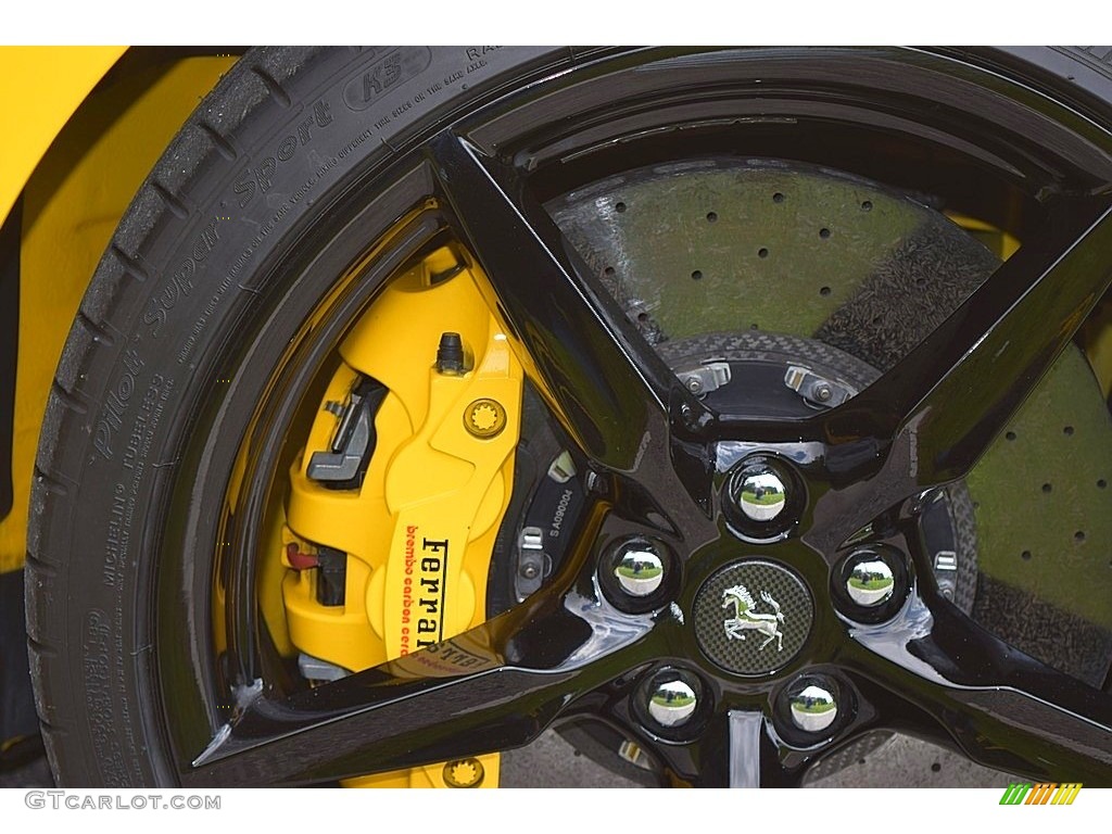 2017 Ferrari 488 Spider Standard 488 Spider Model Wheel Photo #133380373