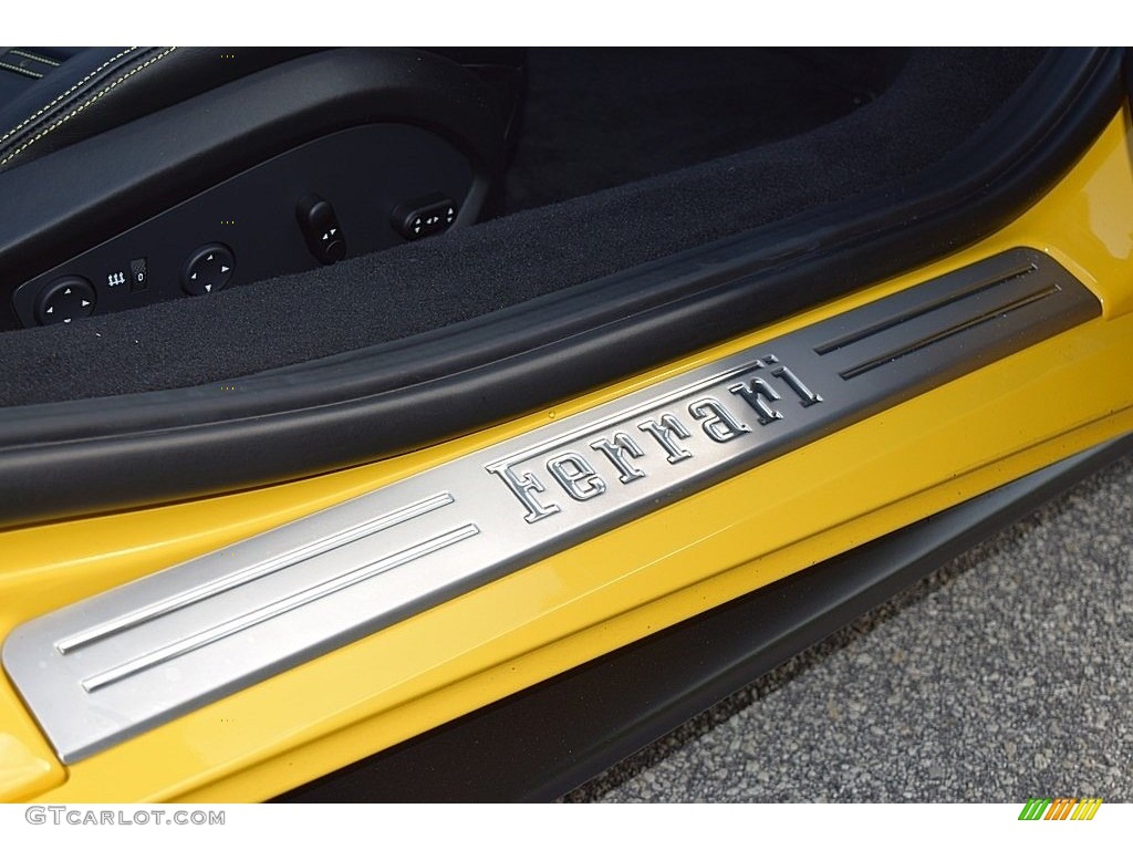 2017 Ferrari 488 Spider Standard 488 Spider Model Marks and Logos Photo #133380631