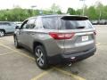 Pepperdust Metallic - Traverse LT AWD Photo No. 3