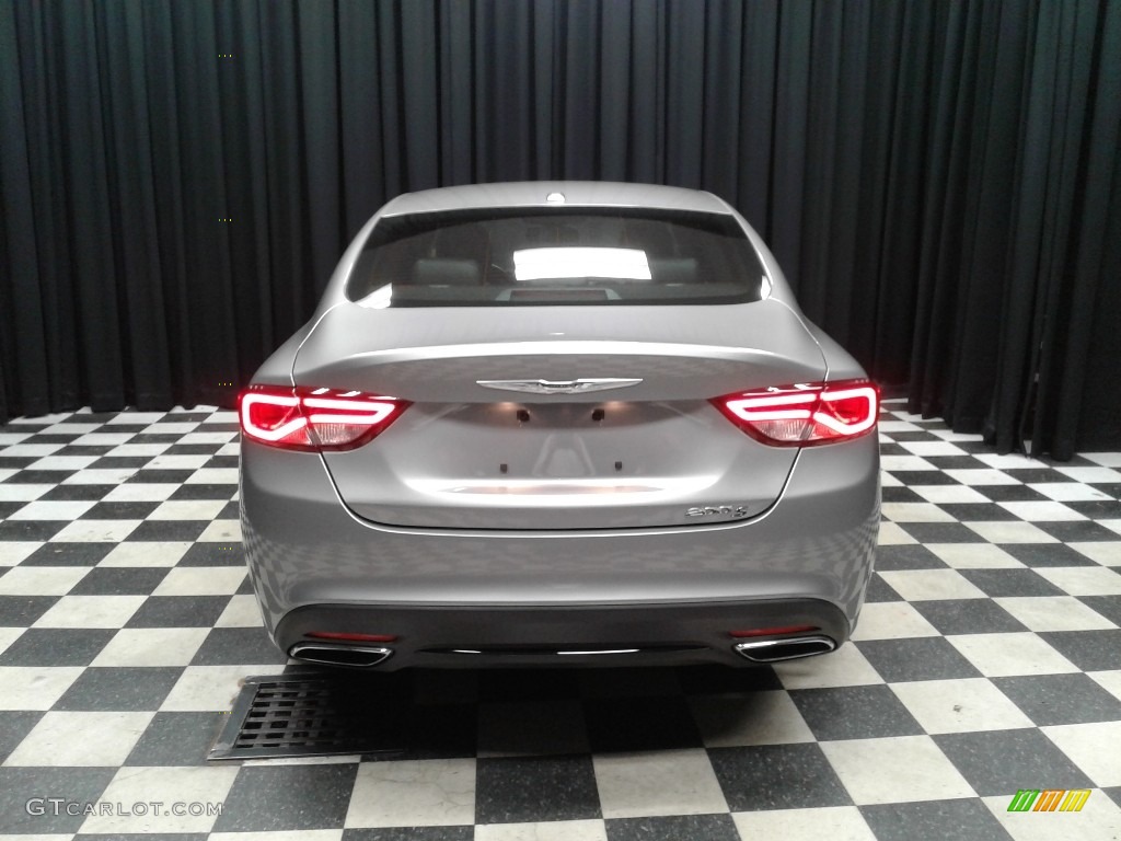 2015 200 S - Billet Silver Metallic / Black photo #7