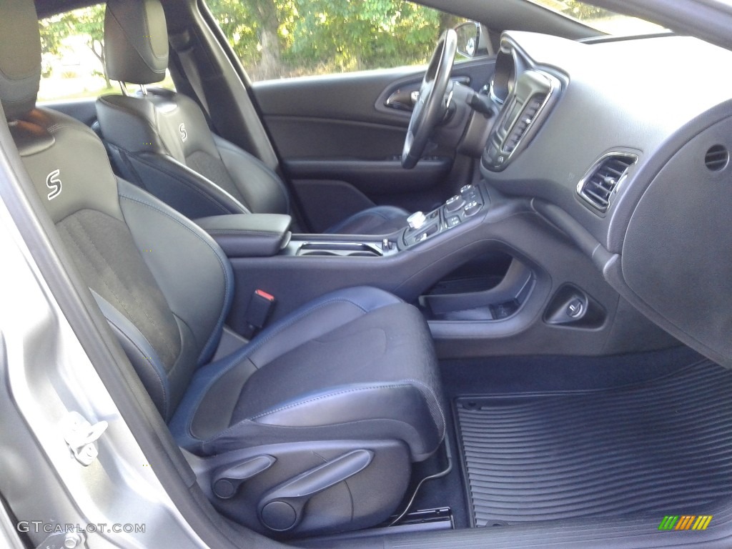 2015 200 S - Billet Silver Metallic / Black photo #14