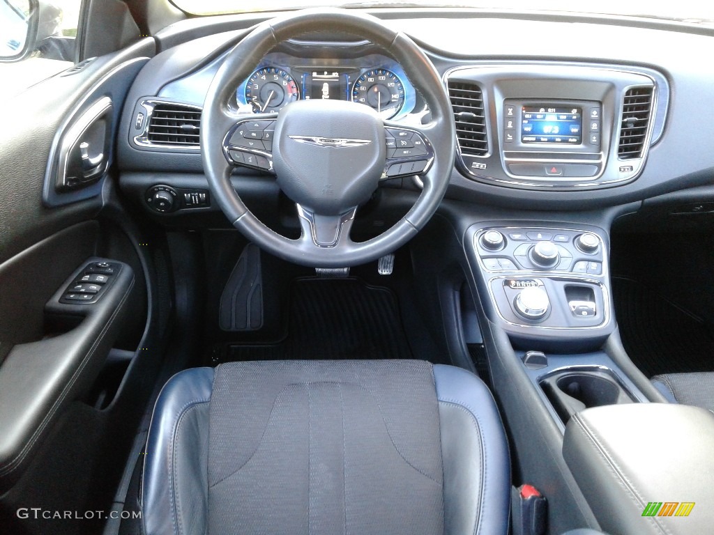 2015 200 S - Billet Silver Metallic / Black photo #24