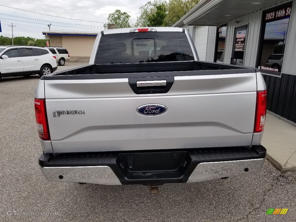 2017 F150 XLT SuperCab 4x4 - Ingot Silver / Earth Gray photo #4