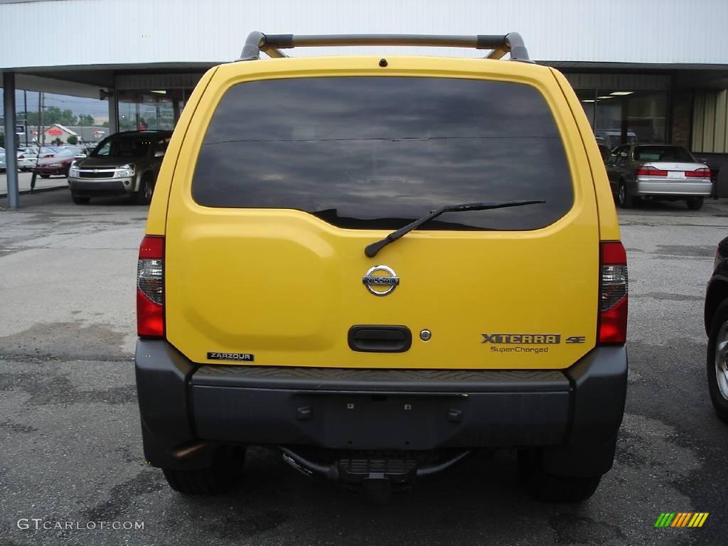 2003 Xterra SE V6 Supercharged 4x4 - Solar Yellow / Charcoal photo #4