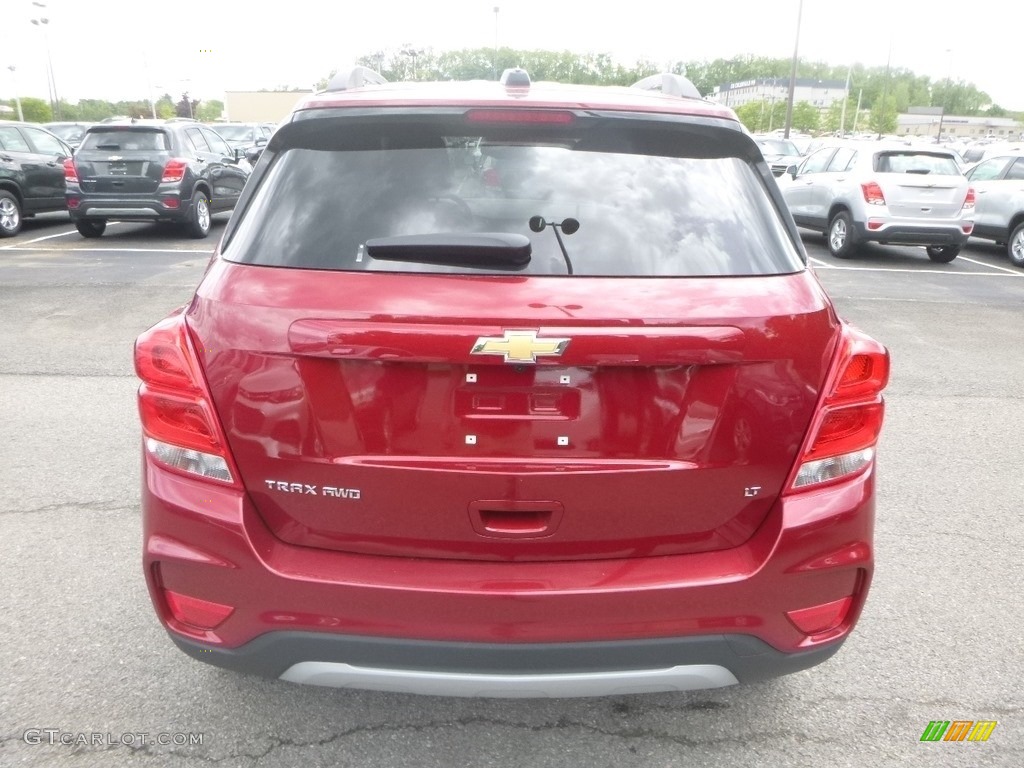 2019 Trax LT AWD - Cajun Red Tintcoat / Jet Black photo #4