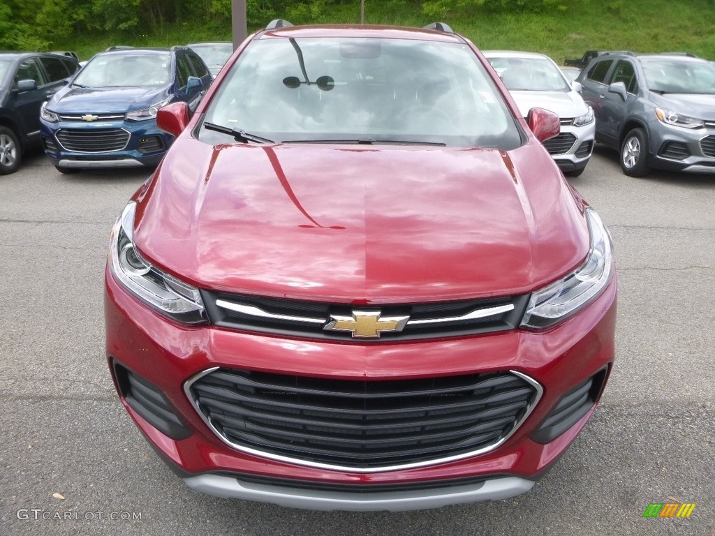 2019 Trax LT AWD - Cajun Red Tintcoat / Jet Black photo #8