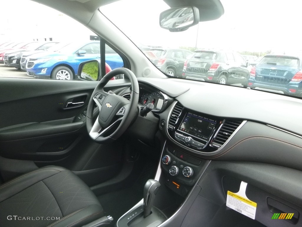 2019 Trax LT AWD - Cajun Red Tintcoat / Jet Black photo #11