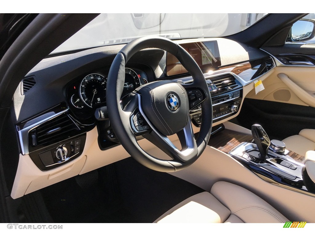 2019 5 Series 530i Sedan - Jet Black / Canberra Beige/Black photo #4