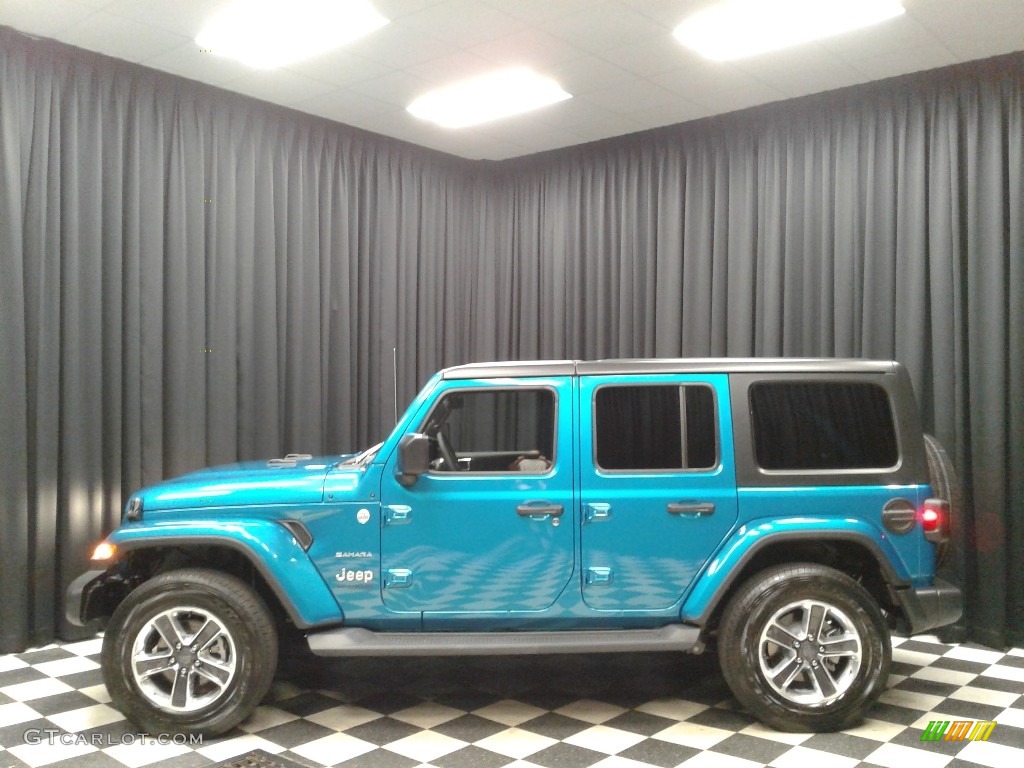 2019 Wrangler Unlimited Sahara 4x4 - Bikini Pearl / Black photo #1