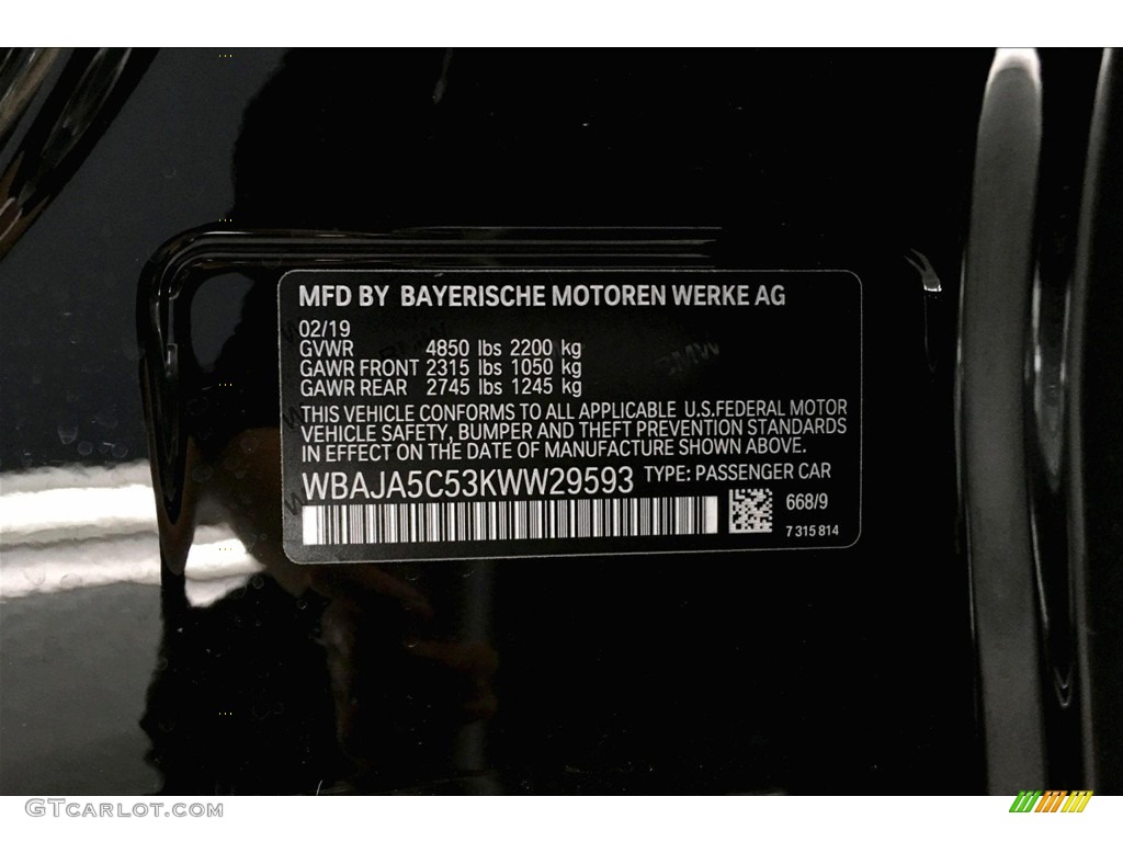 2019 5 Series 530i Sedan - Jet Black / Canberra Beige/Black photo #12
