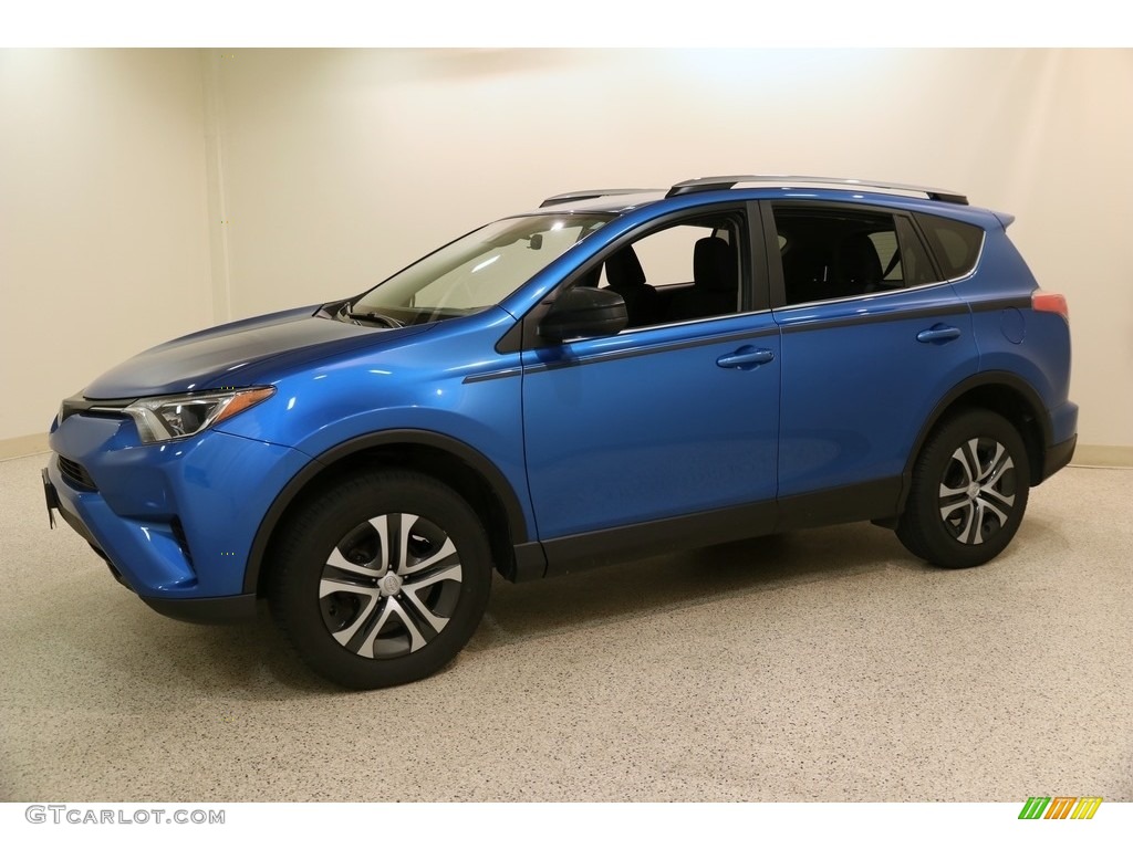 2018 RAV4 LE - Electric Storm Blue / Black photo #3