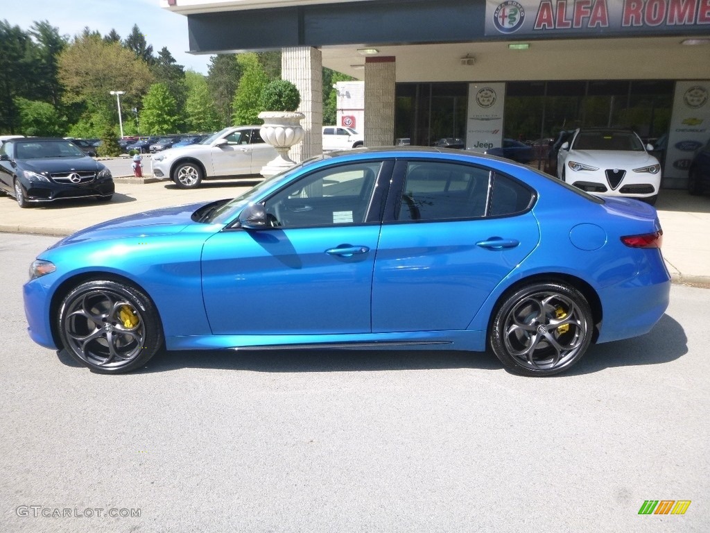 2019 Giulia Ti Sport AWD - Misano Blue Metallic / Black photo #4